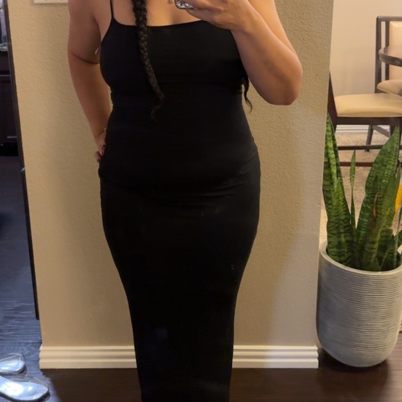 Dress - Picture 1 of 3